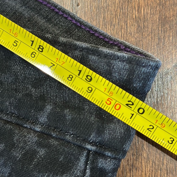 NYDJ Black Leopard Print Jeans - Picture 3 of 4